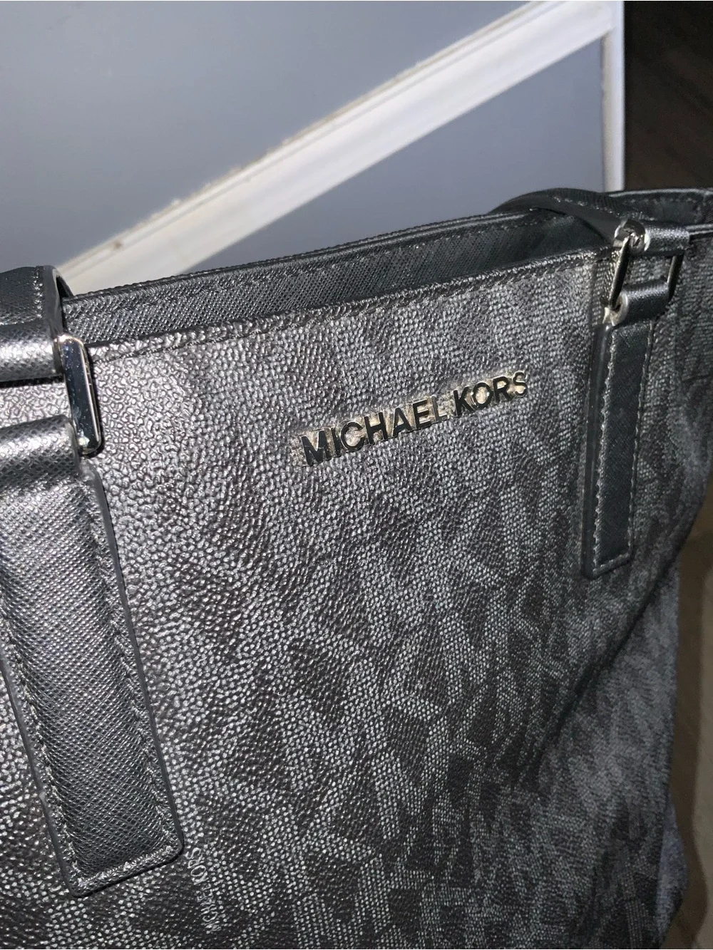Michael Kors spacious michael